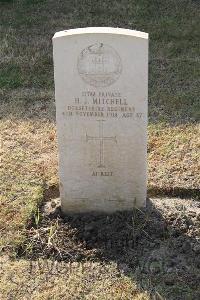 Ismailia War Memorial Cemetery - Mitchell, Harry John
